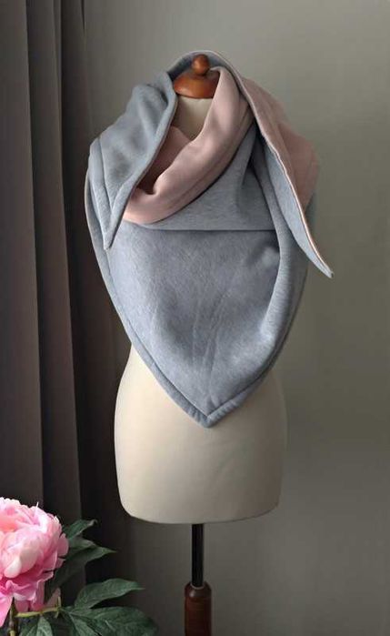 Szal trójkątny obszerna chusta Risk made in Warsaw