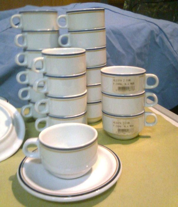 Six new 150 ml hotel cups64862278227842124