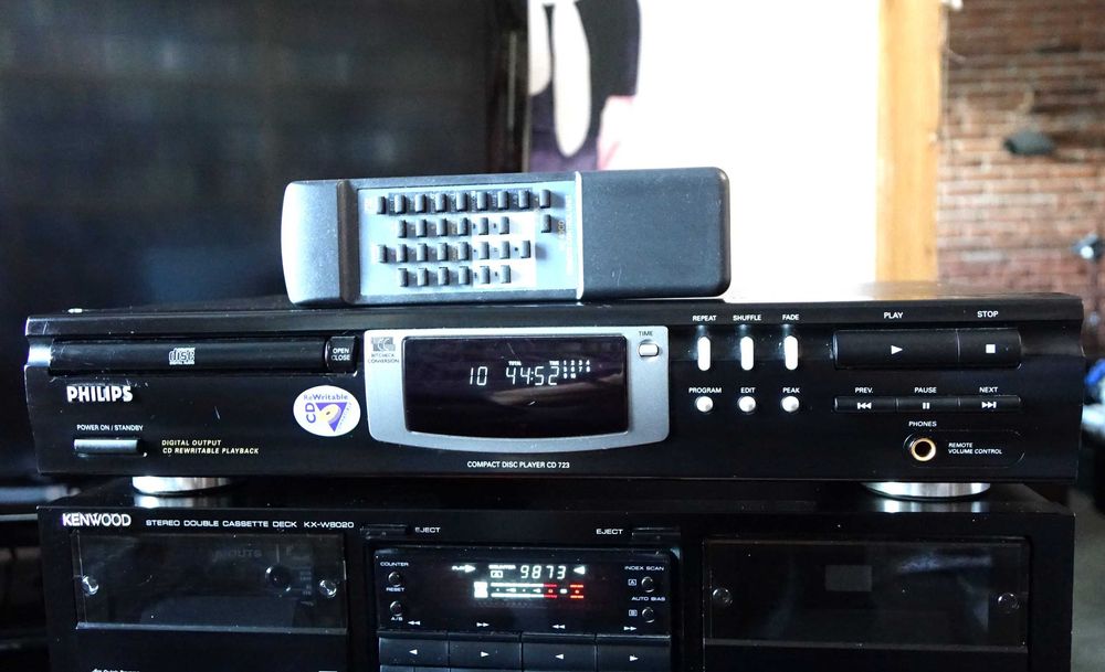 Odtwarzacz PHILIPS CD +pilot