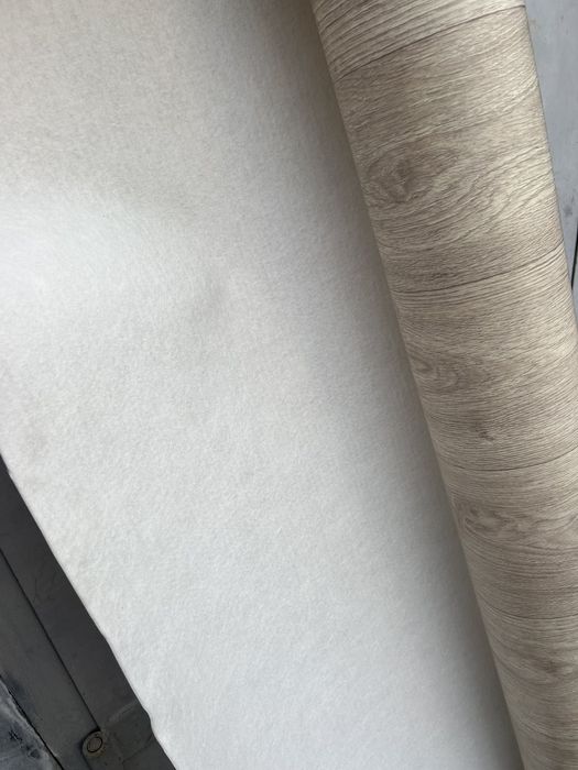 Продається лінолеум з нових рулонів та рулони працюєм по передоплаті