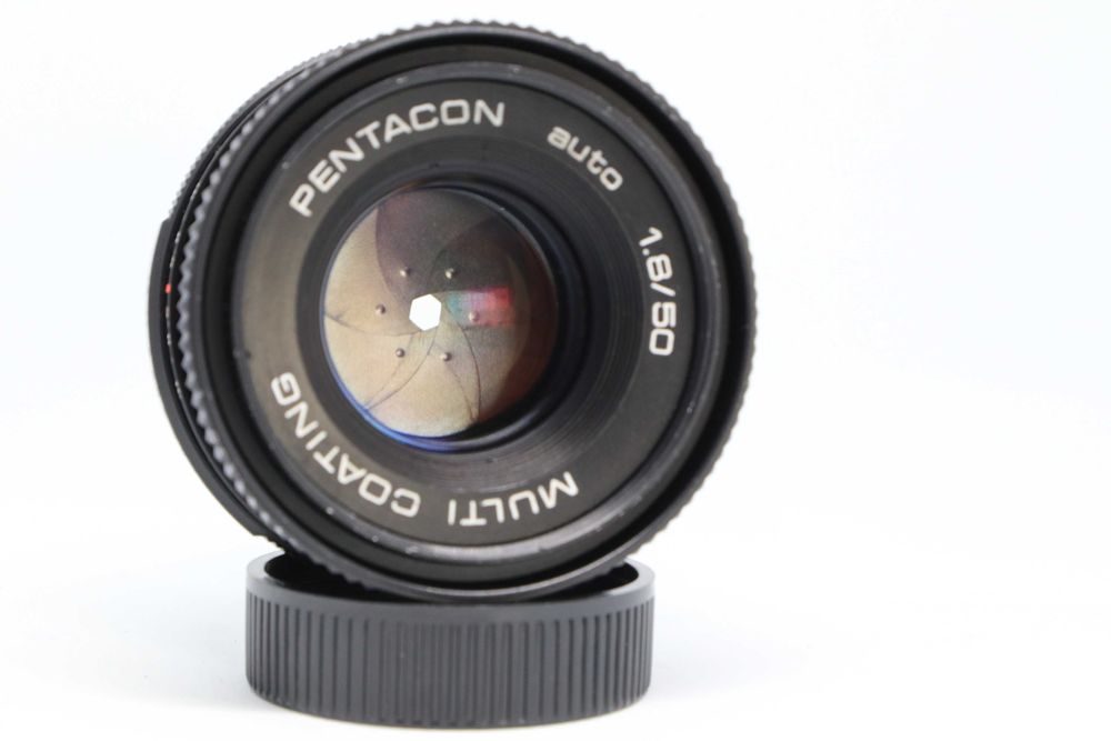 M42 Pentacon 50mm Multi Coating (Swirly Bokeh) Viseu •