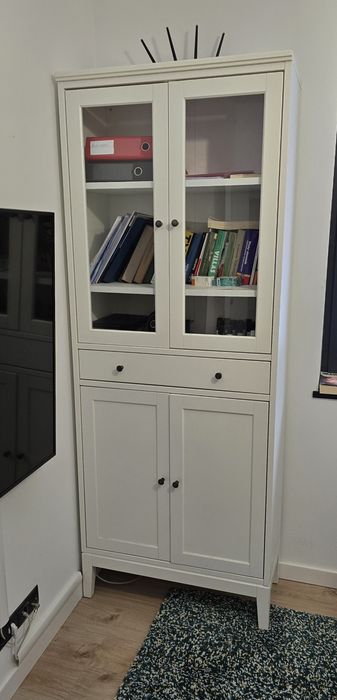 Ikea idanas witryna