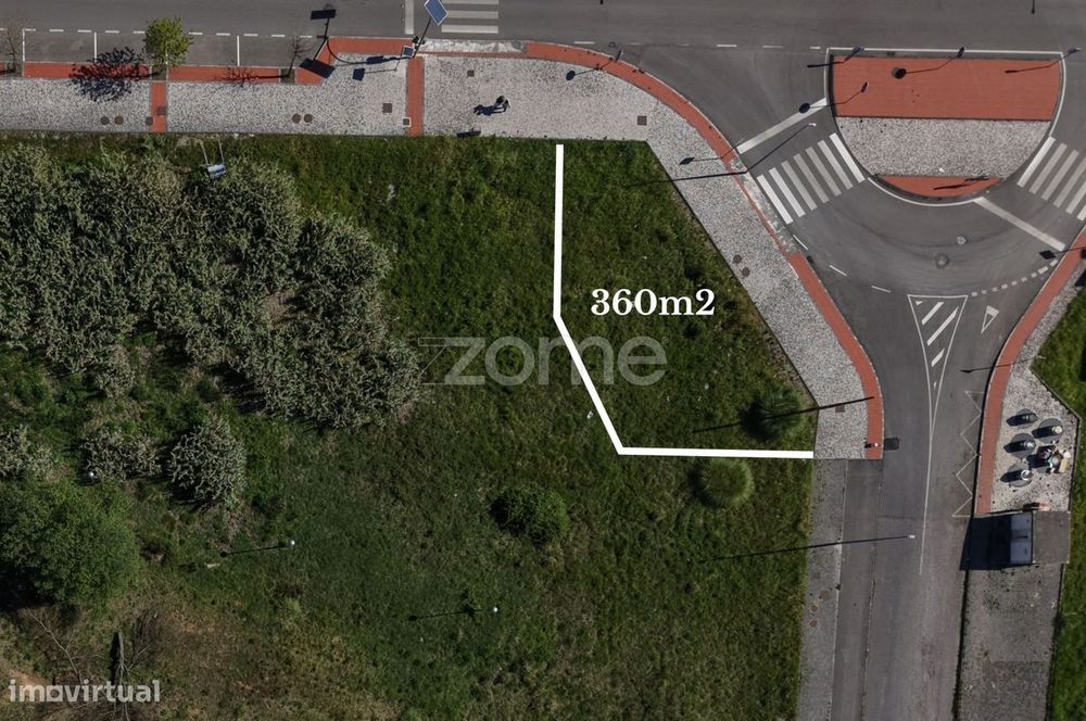Lote para construção de prédio | 12 fogos | 360 m²