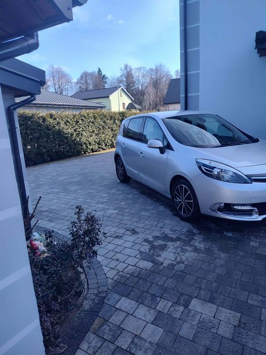 Sprzedam Renault Scenic III – Komfortowy Rodzinny Minivan | Zadbany
