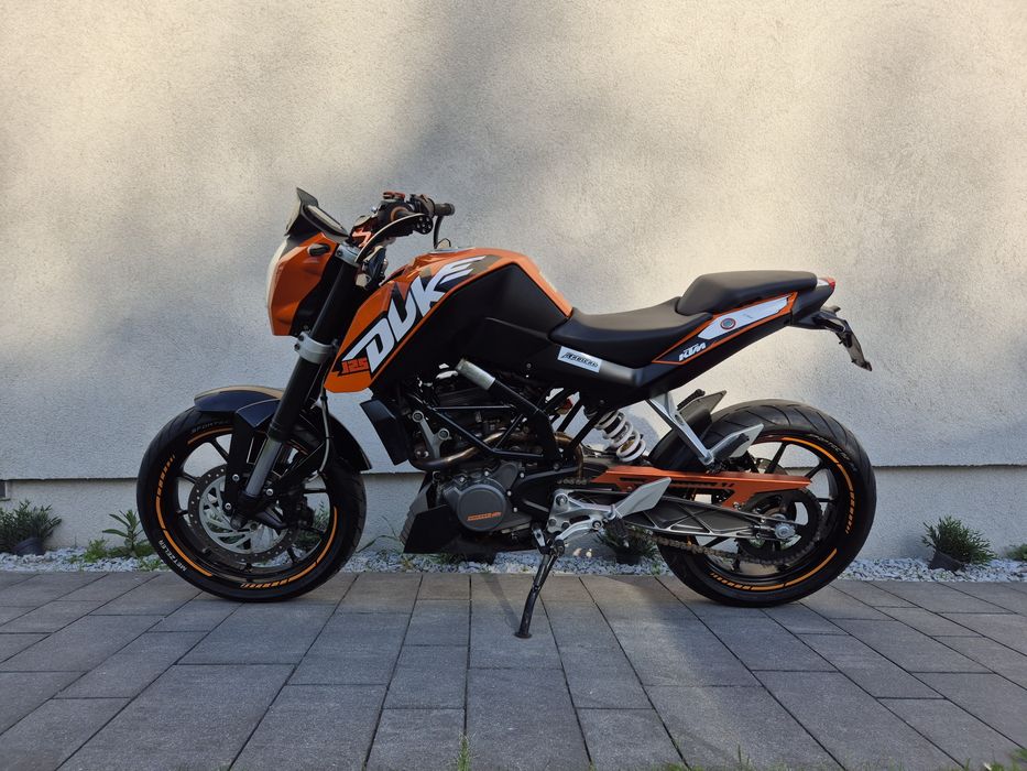 Ktm DUKE 125 kat A1/B //RATY// Giannelli Stan BDB Transport