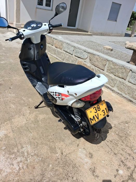 Adly scooter 50 2 tempos