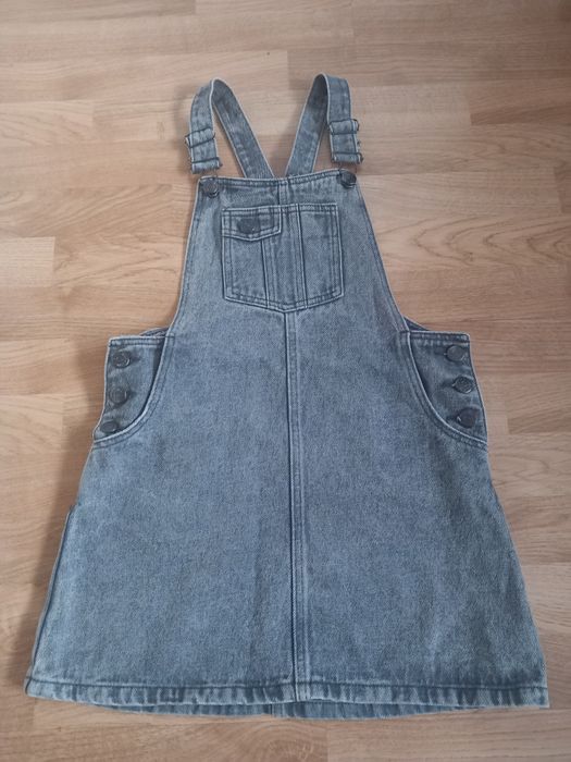 Jeansowa sukienka typu ogrodniczka 146