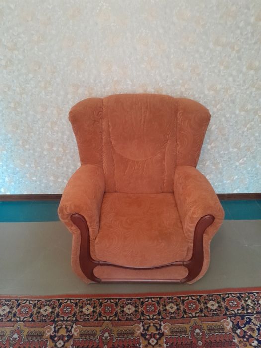 Продам два кресла. Состояние идеальное. Цена за два 3 000 гр.