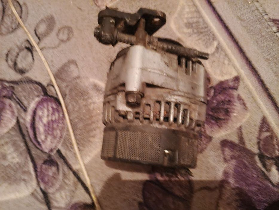 Продам генератор на трактор МТЗ