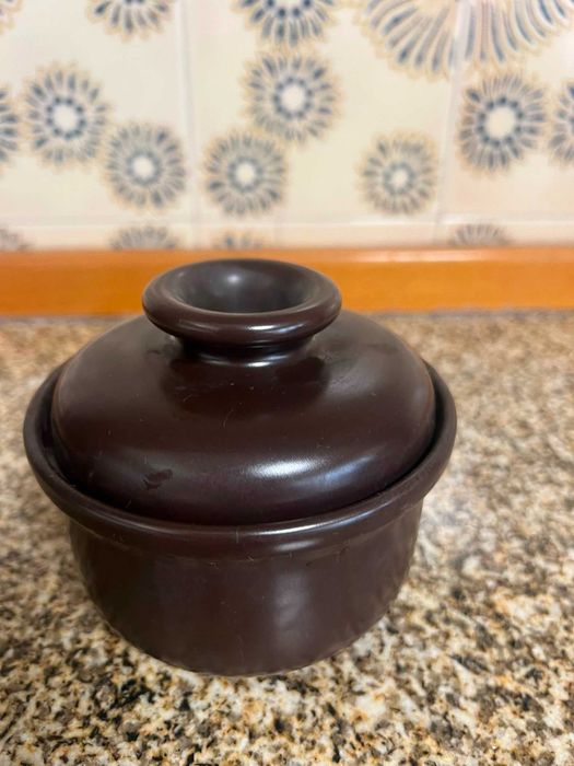 3 peças de loiça cerâmica Sado Internacional