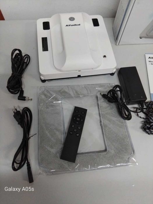 Inteligentny Robot myjka do mycia okien szyb glazury AlfaBot GLS400