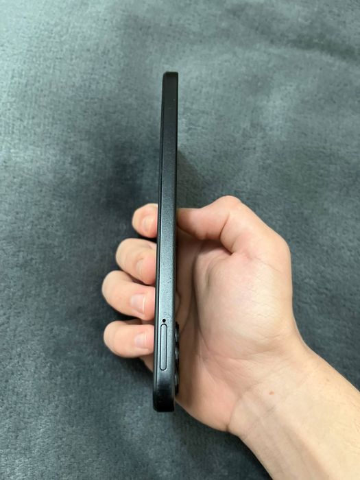 Телефон  Xiaomi Redmi 12