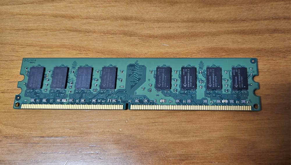 Memória RAM Kingston 2GB DDR2 800Mhz