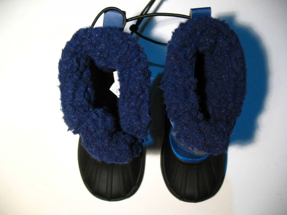 Buty dziecięce jesienno-zimowe, ocieplane, nieprzema. Kuniboo. Roz. 23
