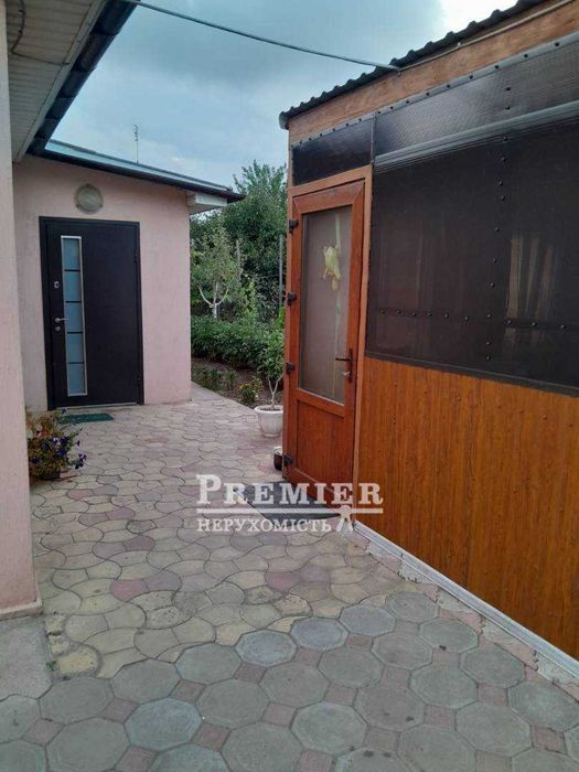 Продається затишний будинок в Світлом