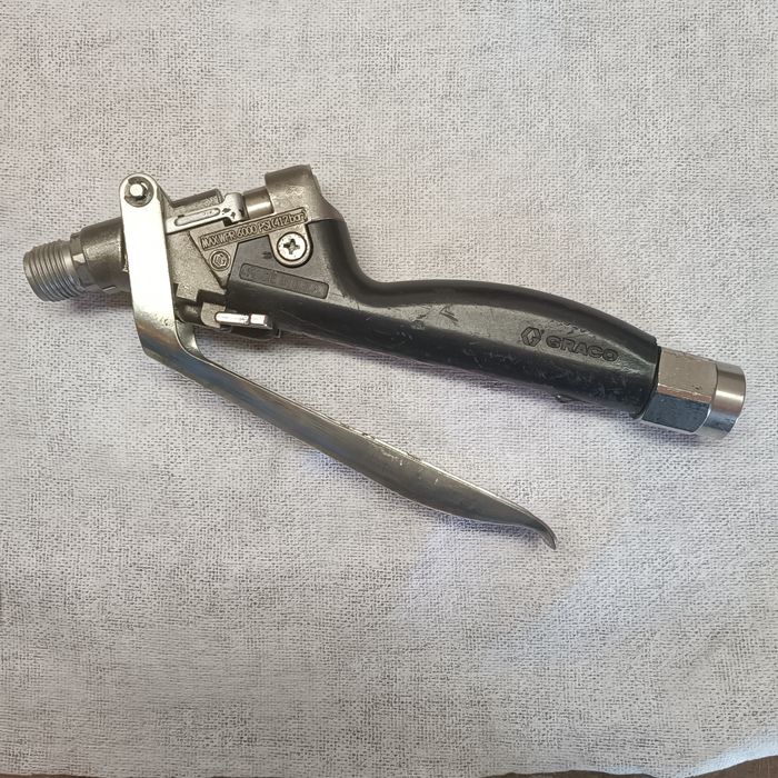 Pistolet liniowy do mas gęstych ULTRALITE 6000 GRACO, agregaty