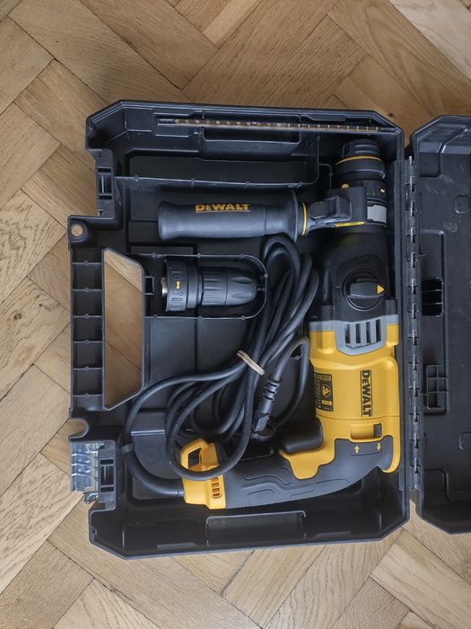 Młotowiertarka Dewalt D25144  3.0J SDS-PLUS  900W  JAK NOWA 2025