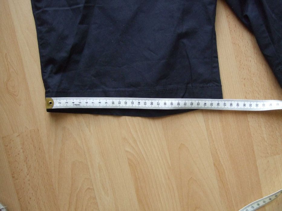 Spodnie krótkie firmy H&M w rozmiarze 52