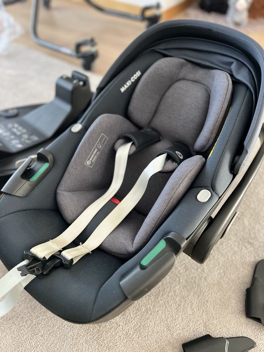 Maxi Cozi Pebble 360 + Isofix