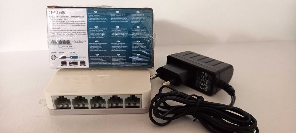 Коммутатор Switch D-Link DES-1005C на 5 портов, надежный и компактный