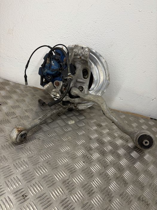 Zwrotnica lewa wachacz bmw f20 f21 f22