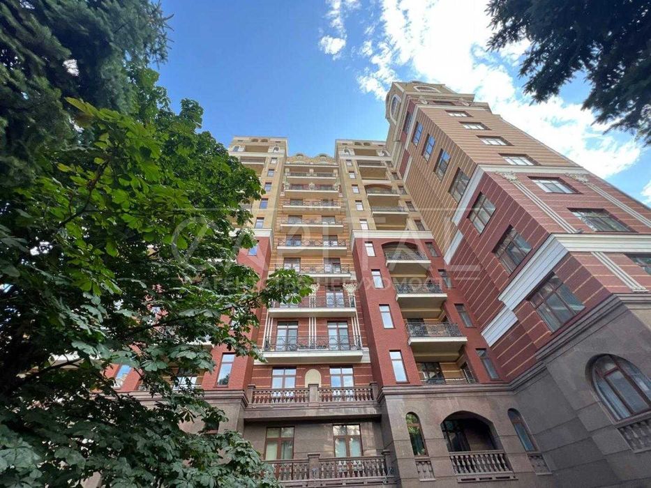Продаж квартири, вул. Франка Івана, ЖК Ambassador House, Центр