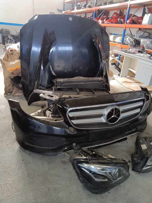 Frente completa Mercedes Benz W213