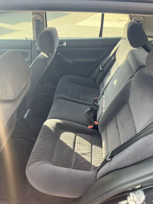 Golf 4 impecável  LEIA !!