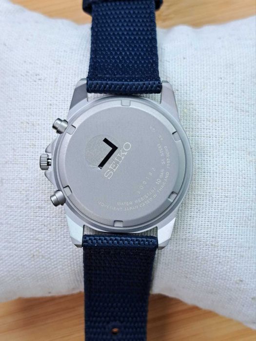 Relógio Seiko Chronografo SND379R – Look Militar azul