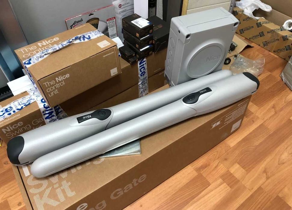 Автоматика для розпашних воріт Edinger E6, Мотори для розпашних воріт