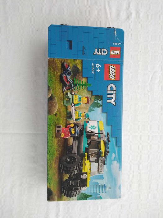 APENAS a Caixa de Papel Lego City 40582