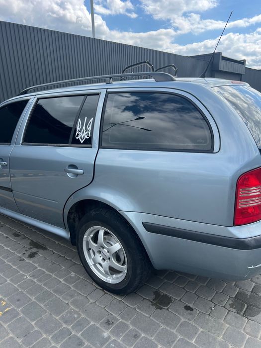 Шкода октавія тур