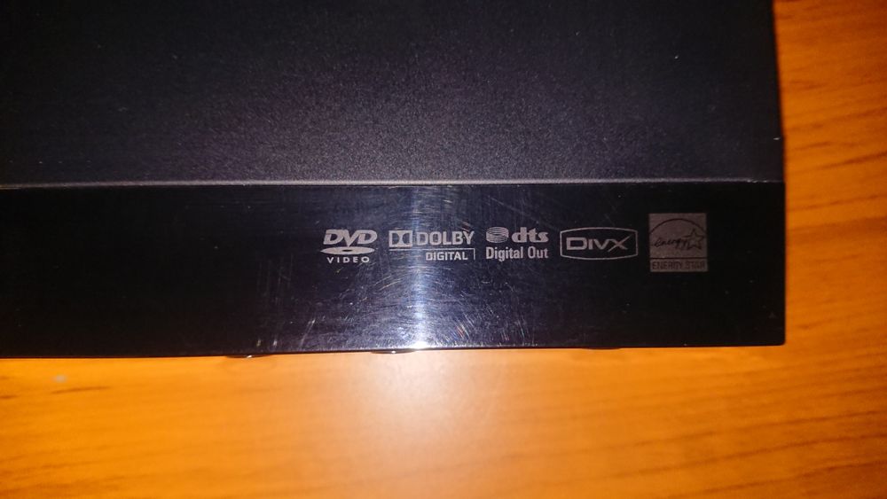Продам DVD Плеер Samsung DVD-C350K.