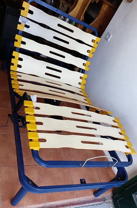 Cama / estrado elétrico elevatório