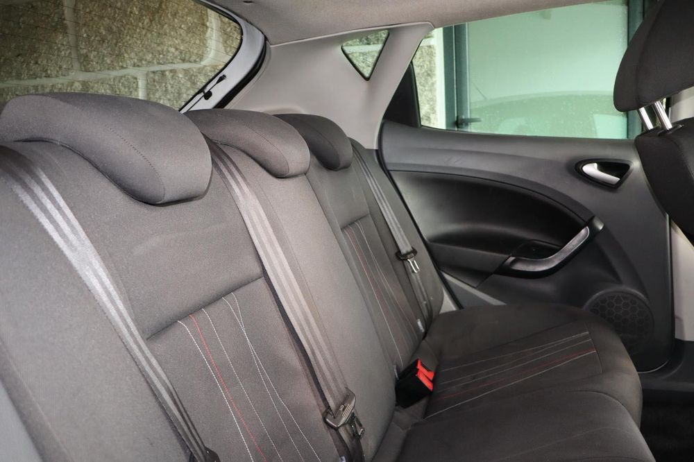Vendo seat Ibiza 6J 1600