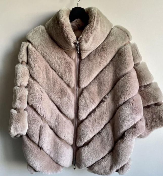 шуба натуральна.