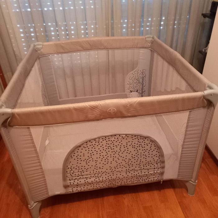 Parque para bebé da marca Asalvo Baby