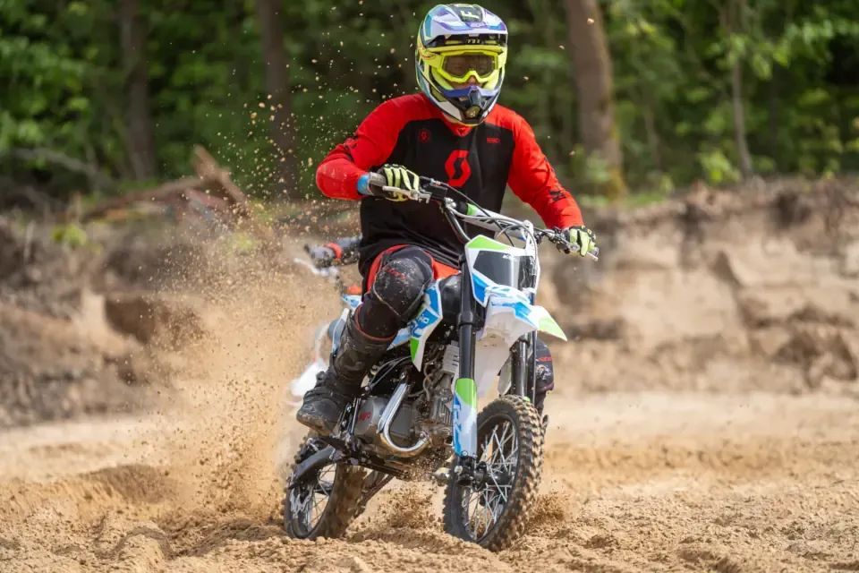 MRF Inny Pit Bike MRF 140 RC