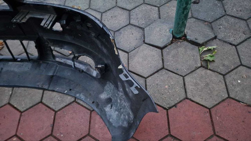 Бампер передний Audi A3 8p 5 и 3х дверка дорестайл