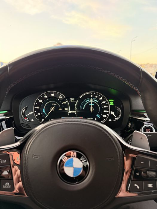 Продам BMW g30 2019 рік Київ Ідеал Гібрид