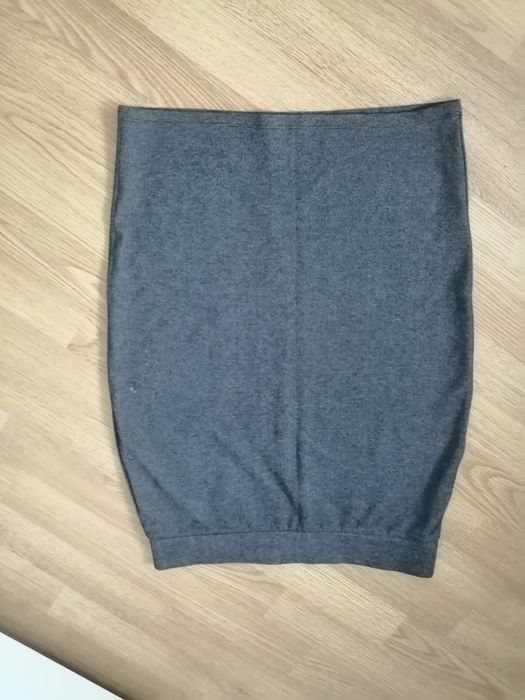 Ciemnoszara spódnica ołówkowa 42 Amisu.