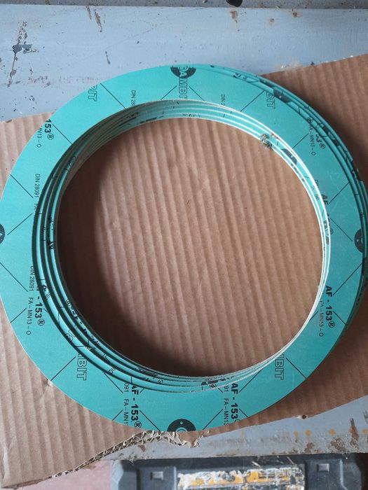 Uszczelki klingerytowe kolnierzowe dn250