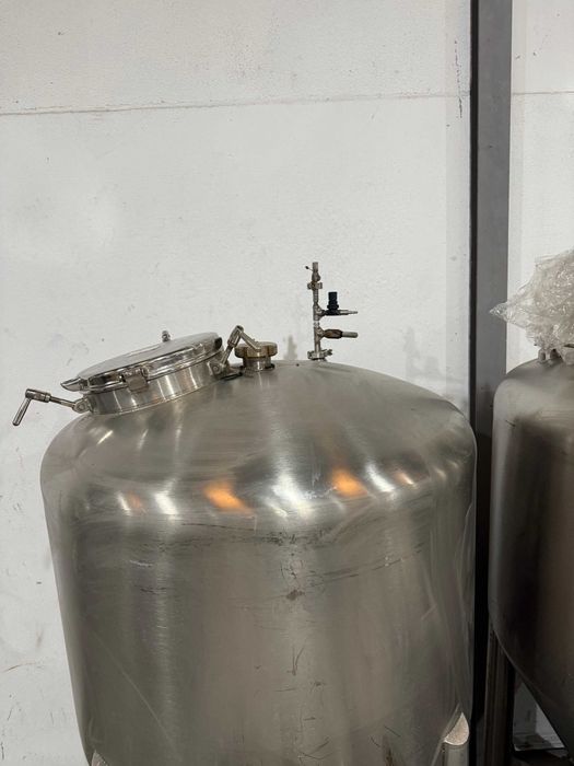 various 316 stainless steel vessels 1000l and 100ltr