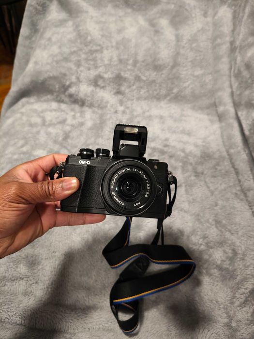 Máquina fotográfica Olympus  OM-D