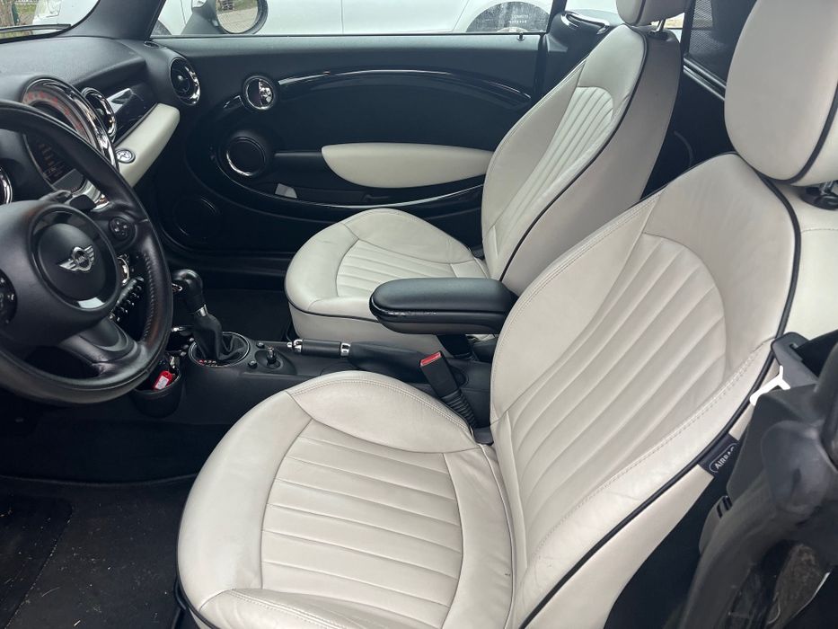 Mini Cooper SD Cabrio