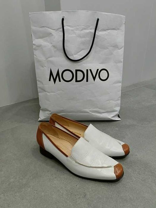 Półbuty mokasyny skórzane białe eleganckie klasyczne