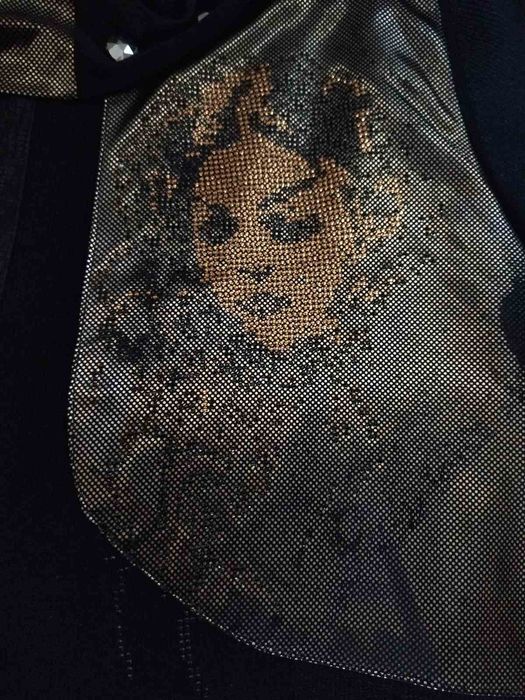 Кофта цікава.Жіноча.