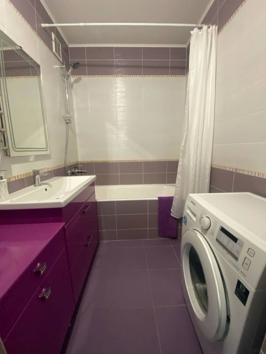 Оренда чудовоі  3к  квартири по вул Хорольська, 1А.