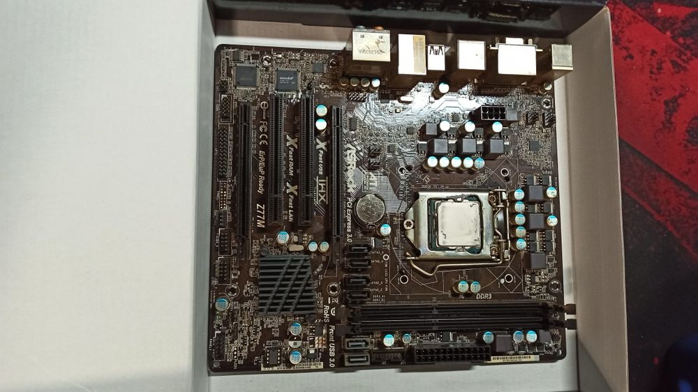 Материнська плата ASRock Z77M Intel LGA 1155