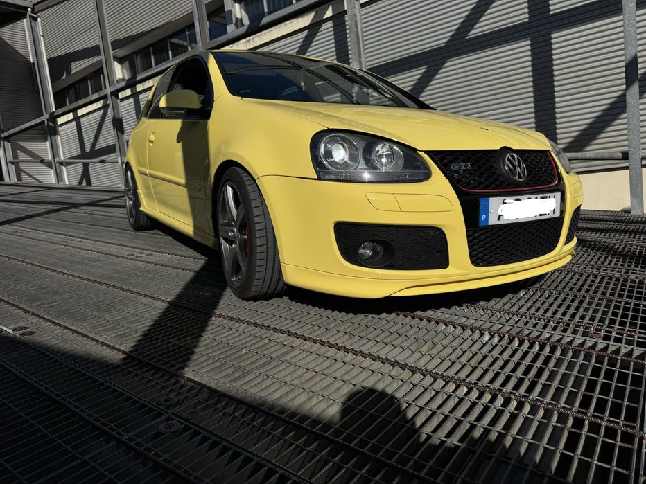 Volkswagen Golf V GTI Pirelli – Edição Limitada / 3xx CV